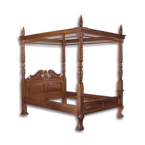 Canopy bed chippendale