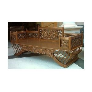 daybed bench carved 03